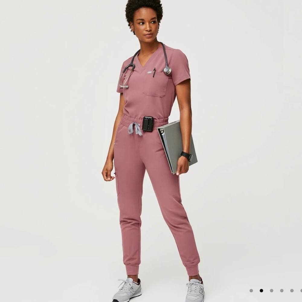 Figs scrubs mauve set